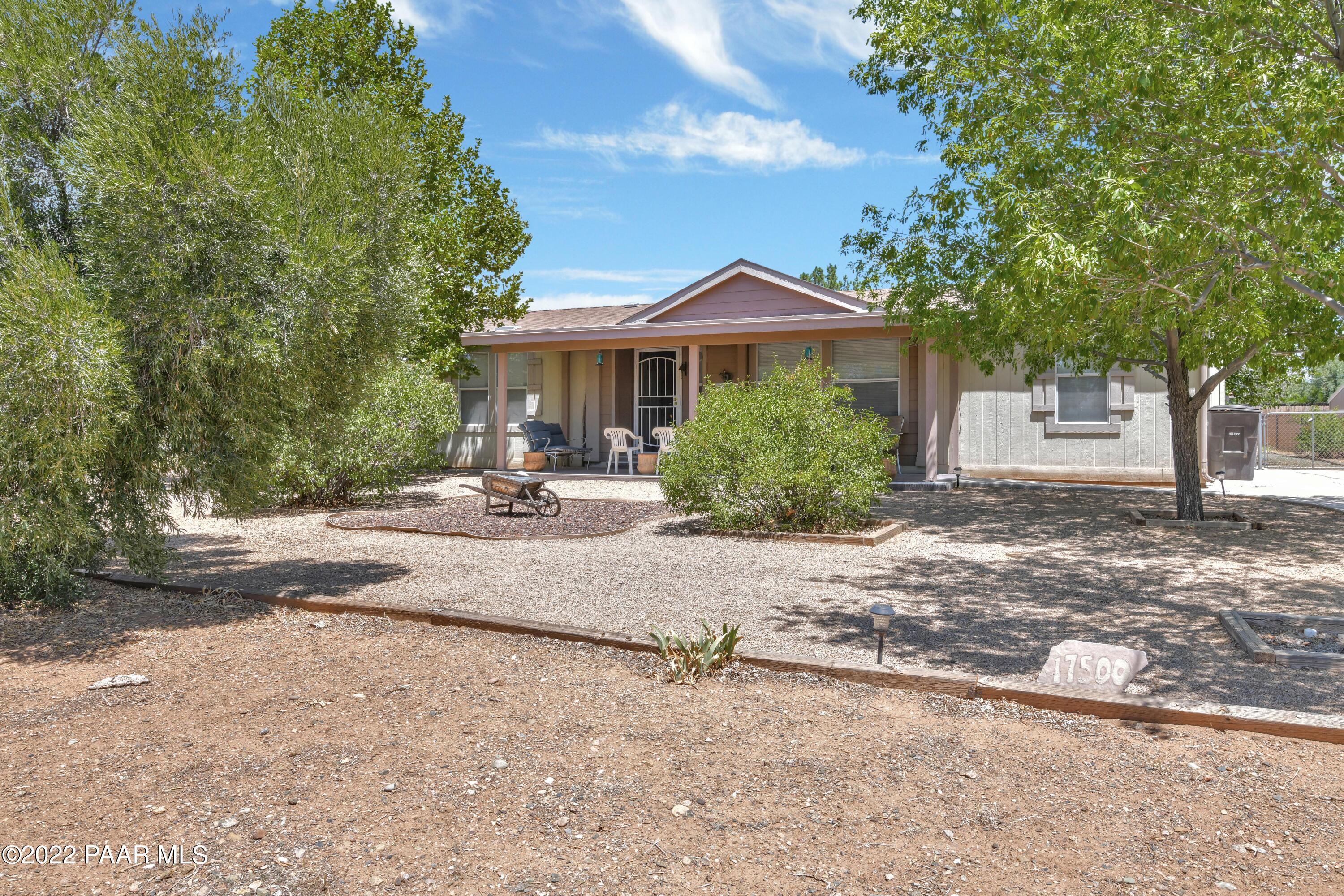 17500 East Trails End Road Mayer, AZ 86333 - Photo 2 of 28 DSC_5773
