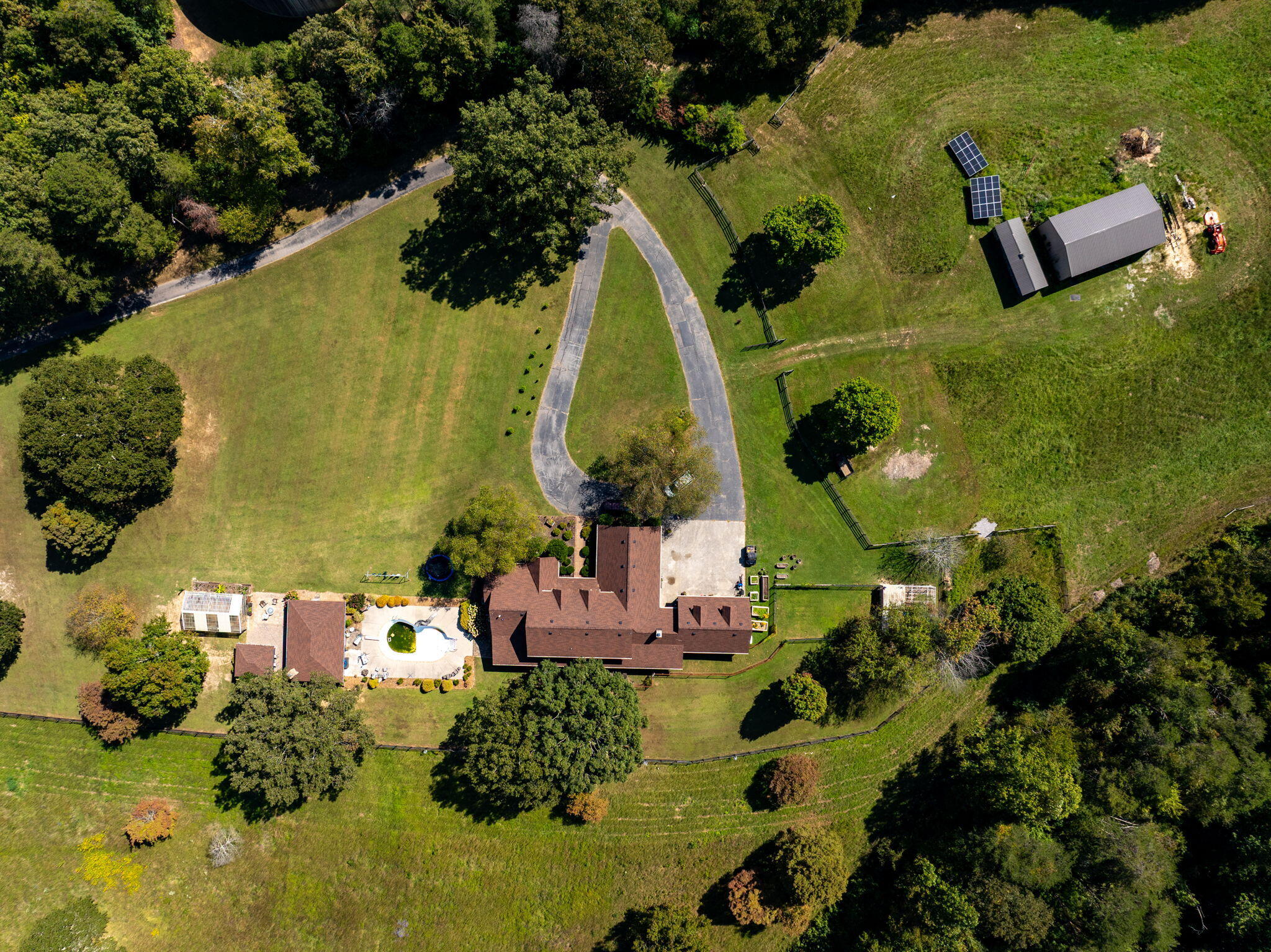 320 Crestview Lane Dayton, TN 37321 - Photo 54 of 59 12-web-or-mls-DJI_20250917111245_0366_D-