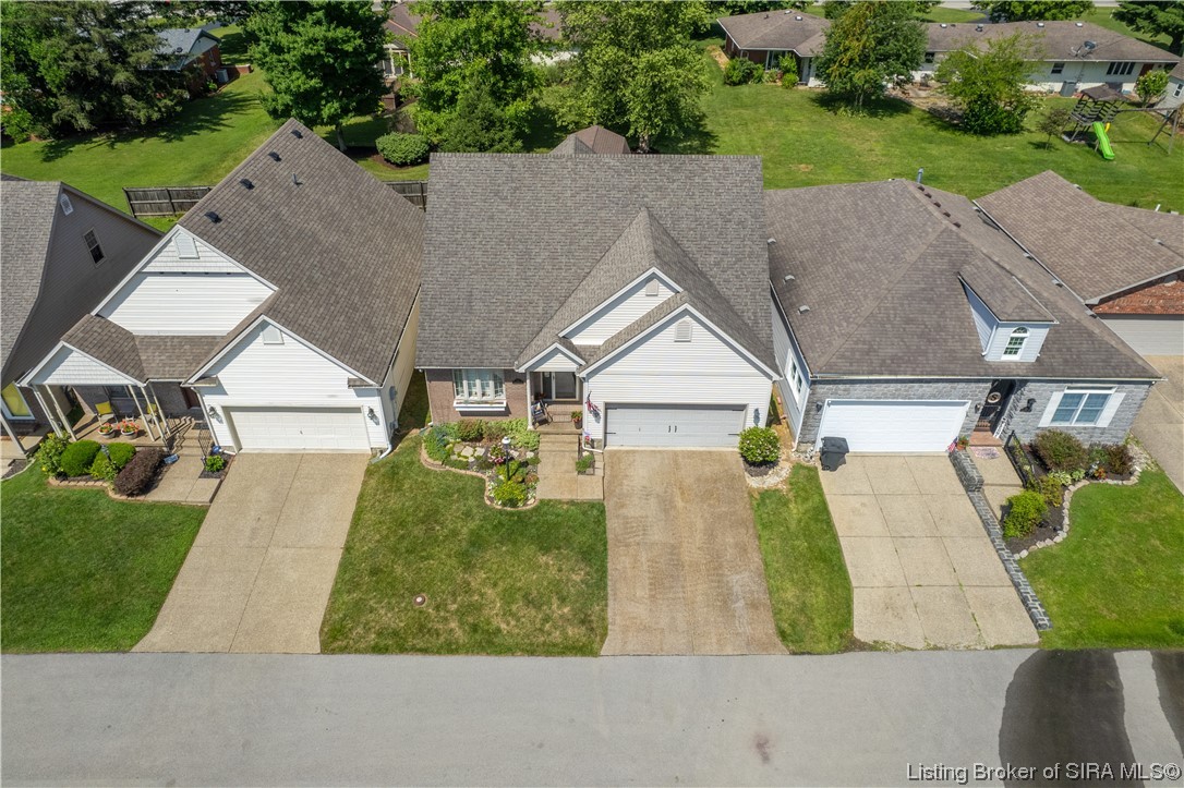 23 Cobblestone Way Madison, IN 47250 - Photo 3 of 28 Gallery Image 3
