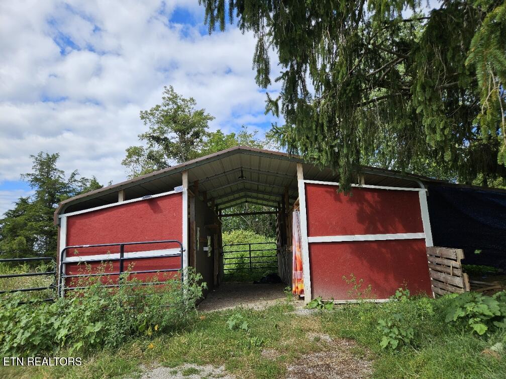516 Cumberland Estates Road Cumberland Gap, TN 37724 - Photo 2 of 7 20250811_105150