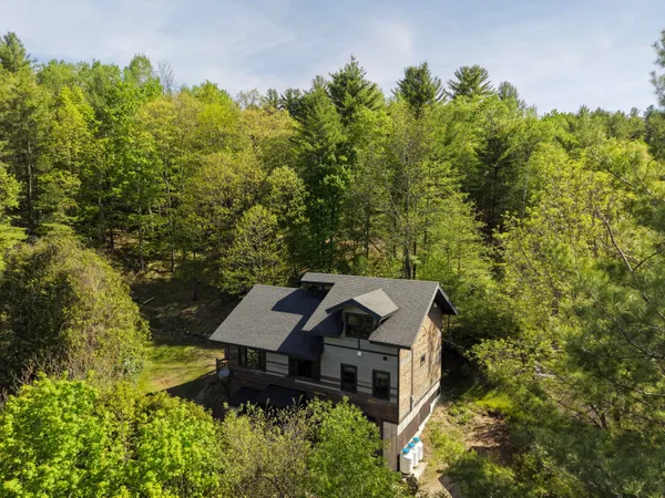 $575,000 | 10820 NYS Rte 9N, Keene, NY 12942