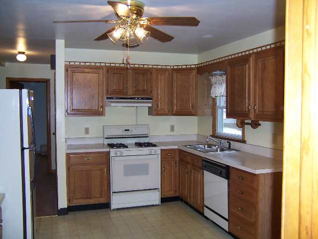 1 Friar Tuck Road Albany, NY 12203 - Photo 2 of 9 Photo 2