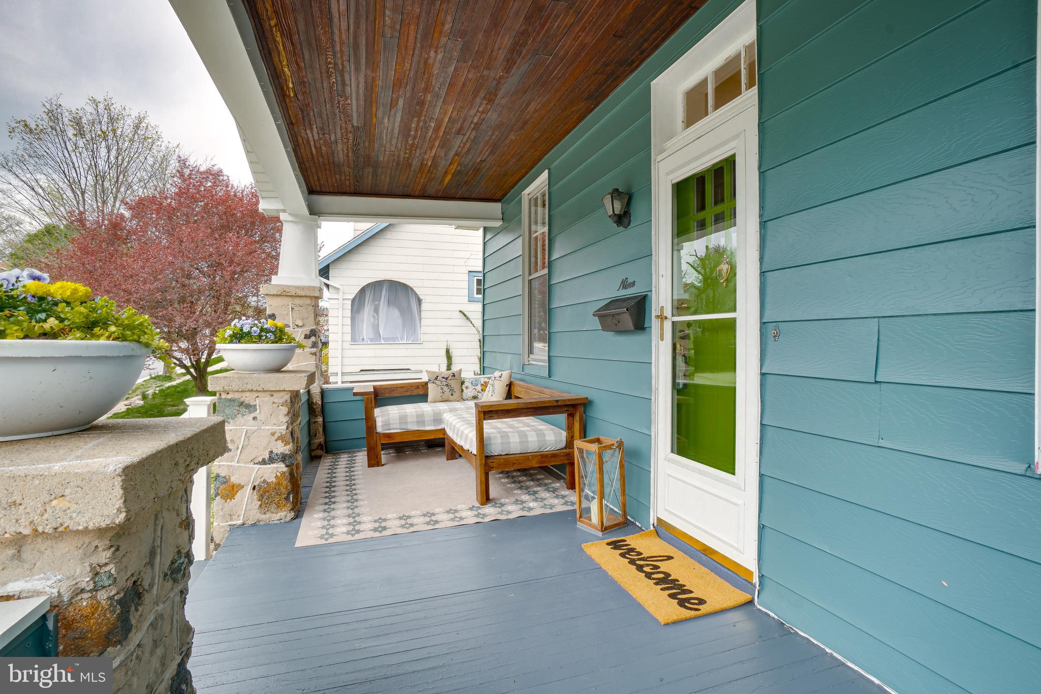 9 Ridge Road Baltimore, MD 21228 - Photo 3 of 31 Inviting covered front porch