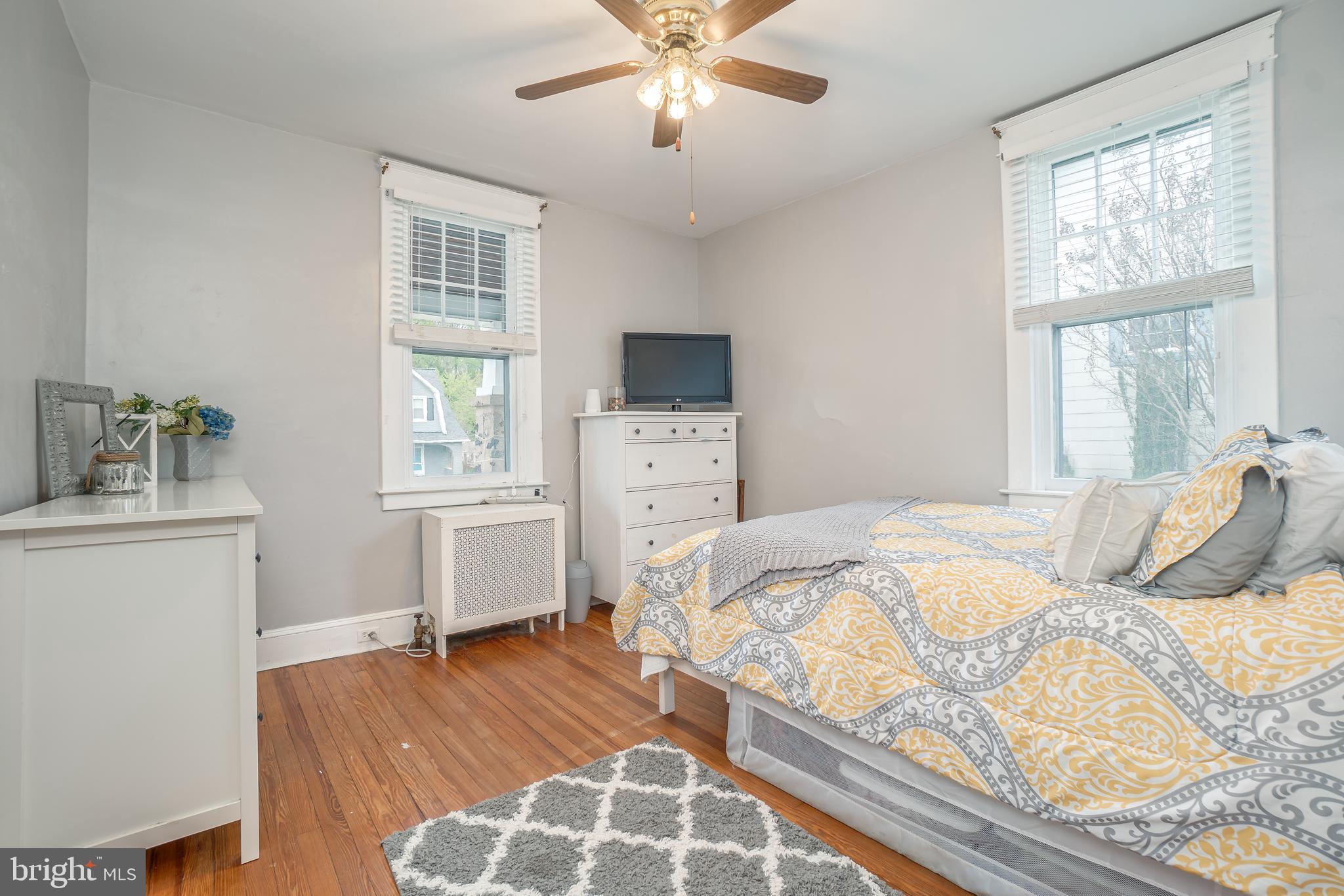 9 Ridge Road Baltimore, MD 21228 - Photo 21 of 31 1st level bedroom # 1 - used as MBR