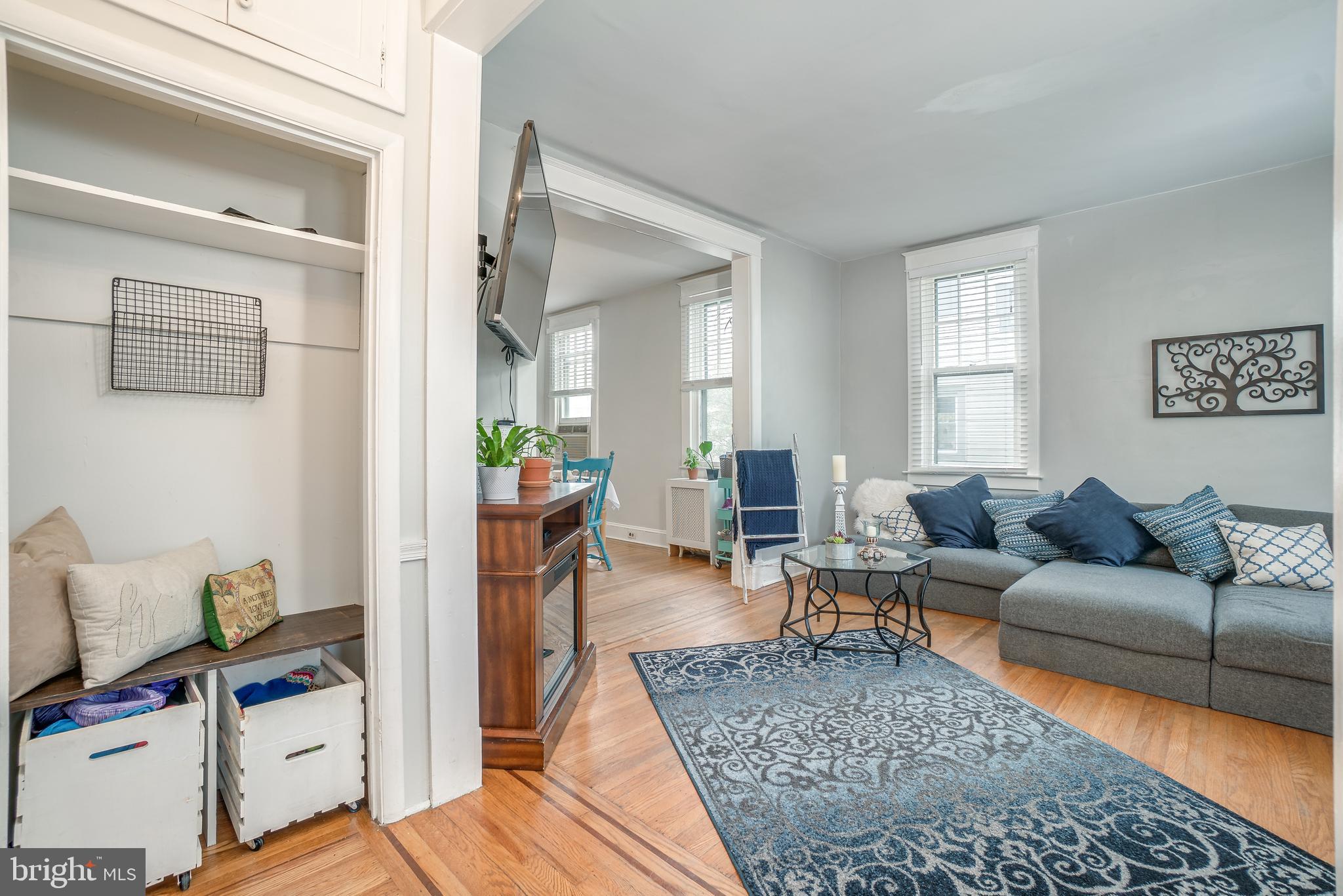 9 Ridge Road Baltimore, MD 21228 - Photo 6 of 31 Entry offers cubby perfect for shoes & coats