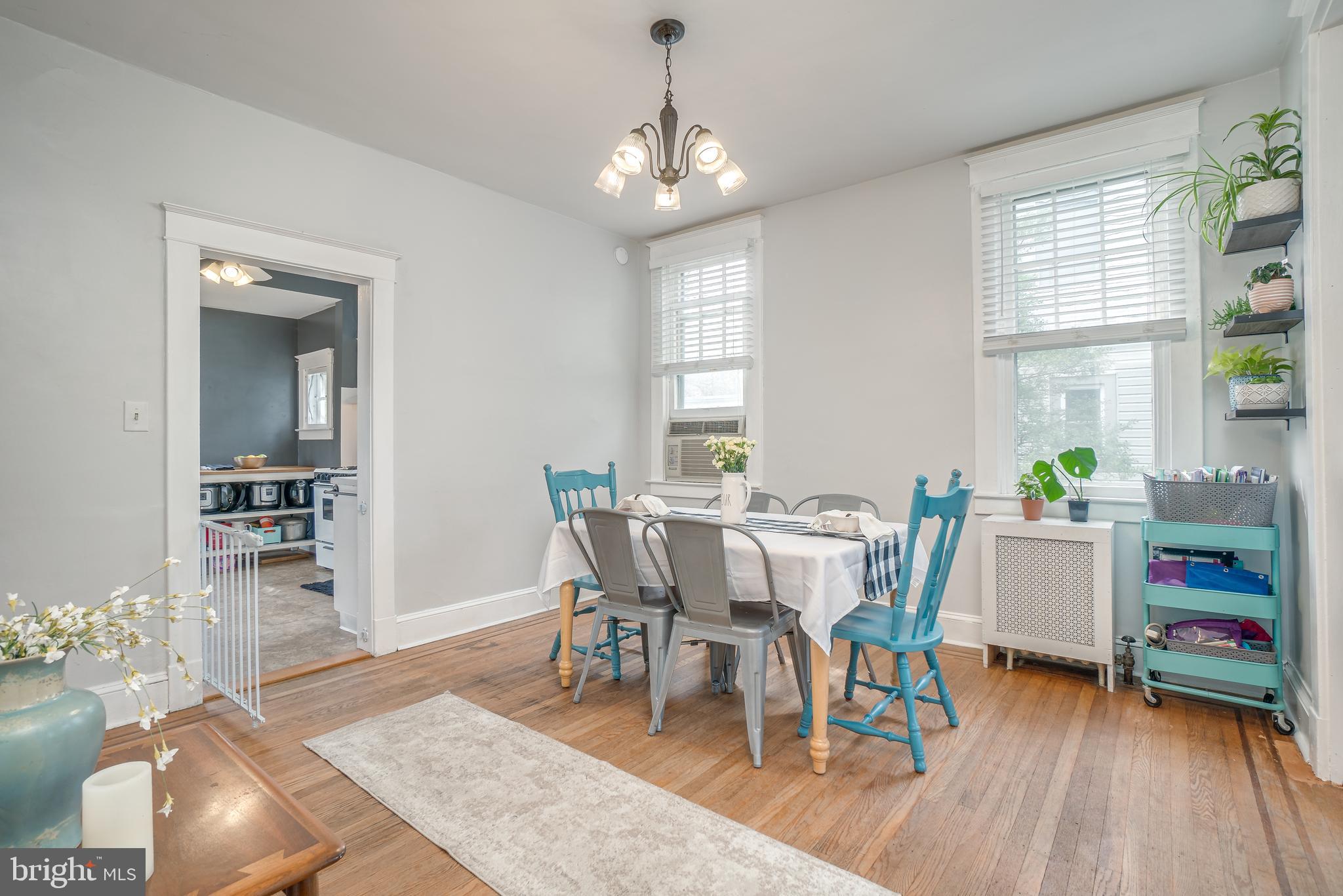9 Ridge Road Baltimore, MD 21228 - Photo 10 of 31 Large formal DR area also w/in-laid wood floors