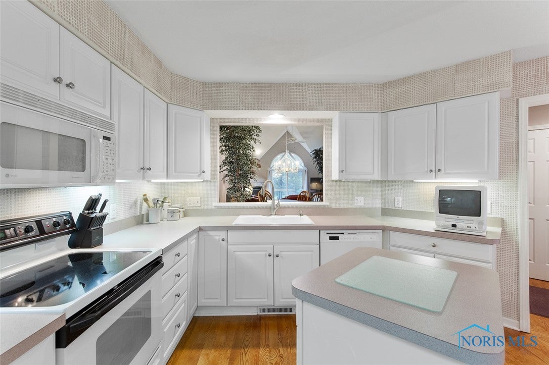 1532 Eaglebrook Road Toledo, OH 43615 - Photo 18 of 37 Gallery Image 18