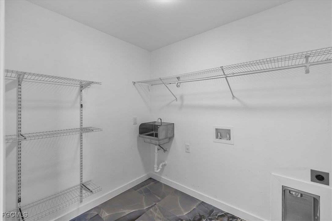 4017 36th Street Southwest Lehigh Acres, FL 33976 - Photo 29 of 31