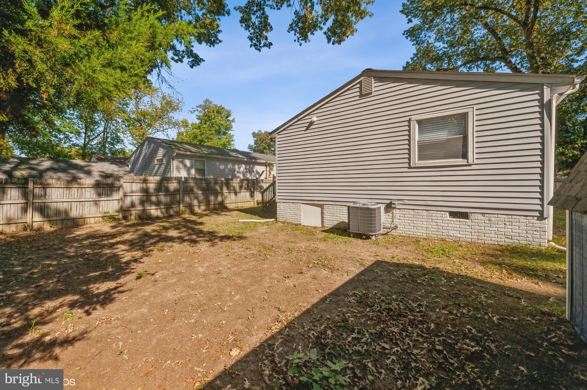 7810 East Shore Road Pasadena, MD 21122 - Photo 24 of 31 Gallery Image 24