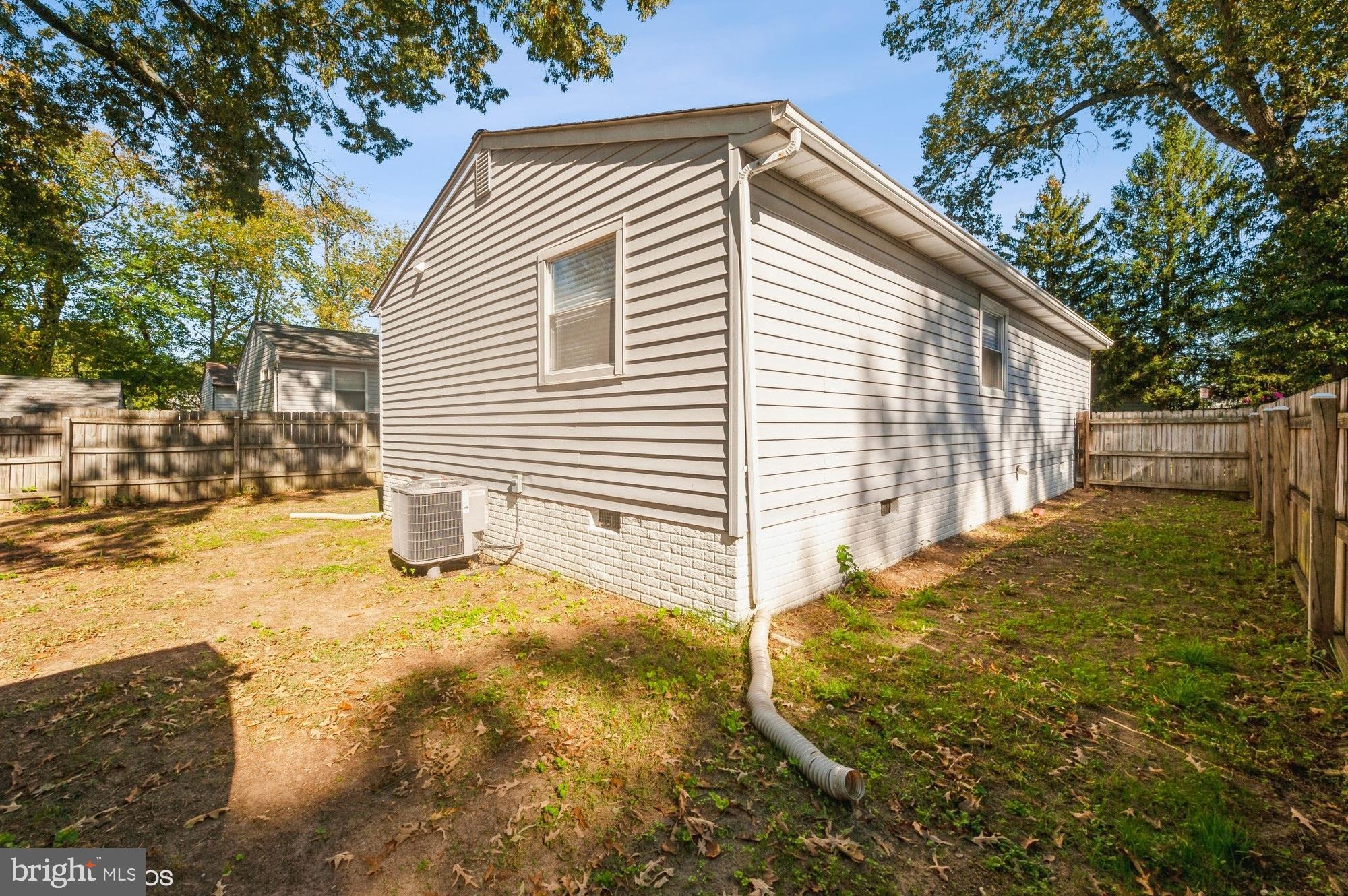 7810 East Shore Road Pasadena, MD 21122 - Photo 26 of 31 Gallery Image 26