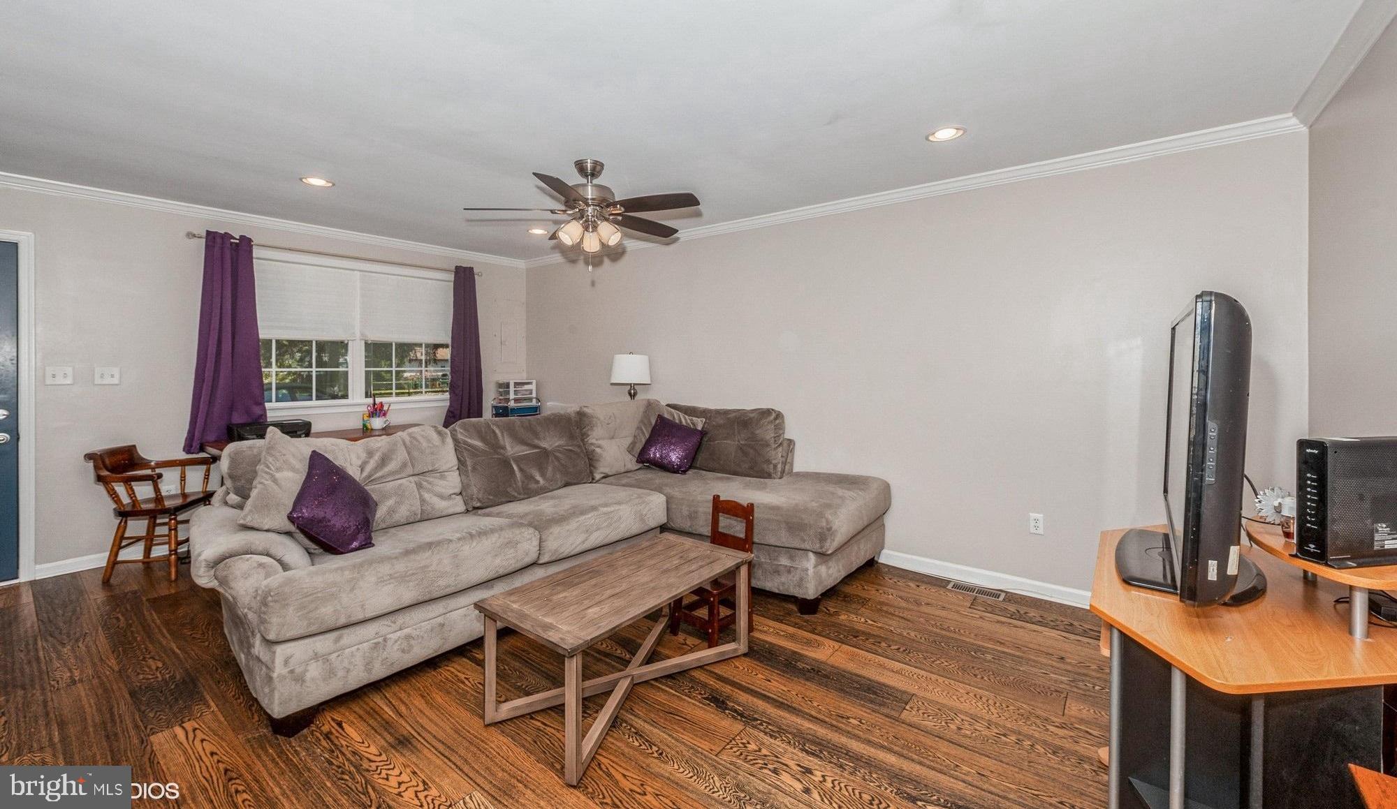 7810 East Shore Road Pasadena, MD 21122 - Photo 7 of 31 Gallery Image 7