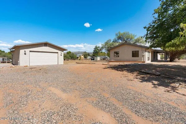 $570,000 | 11310 Circle Drive, Cornville, AZ 86325