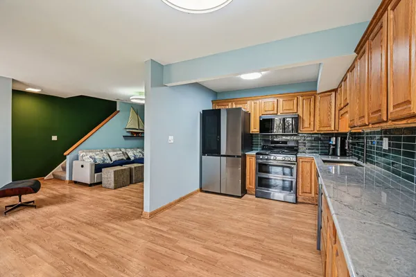 $210,000 | 67 Woodhills Bay Road, Fox Lake, IL 60020