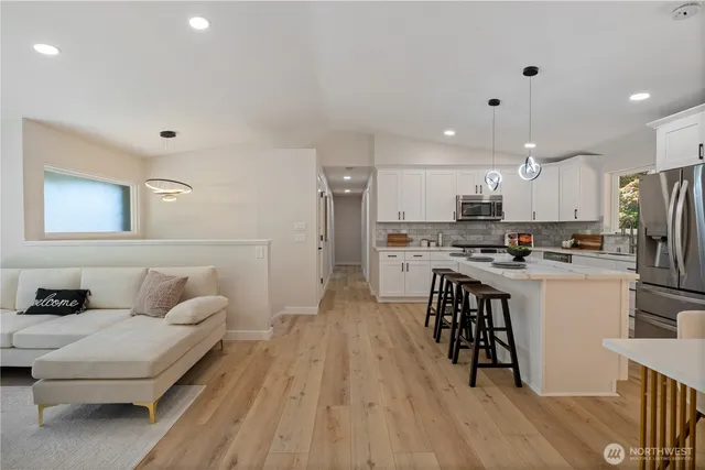 $868,000 | 336 Northeast 175th Street, Shoreline, WA 98155