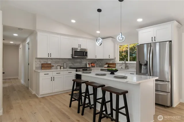 $868,000 | 336 Northeast 175th Street, Shoreline, WA 98155