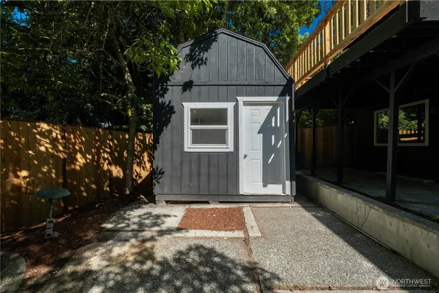 $868,000 | 336 Northeast 175th Street, Shoreline, WA 98155