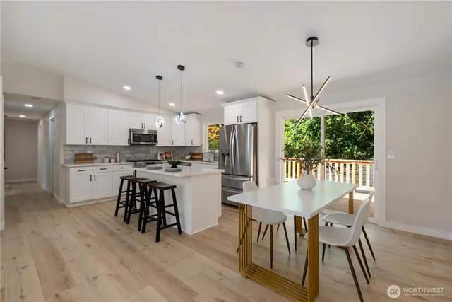 $899,000 | 336 Northeast 175th Street, Shoreline, WA 98155