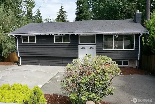 $899,000 | 336 Northeast 175th Street, Shoreline, WA 98155