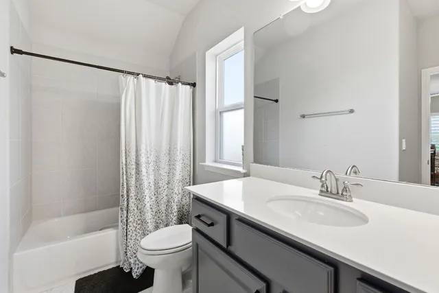 $2,650 | 5720 Baythorne Drive, Austin, TX 78747