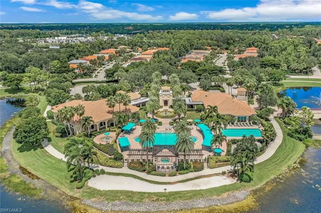 $725,000 | 1614 Triangle Palm Terrace, Naples, FL 34119