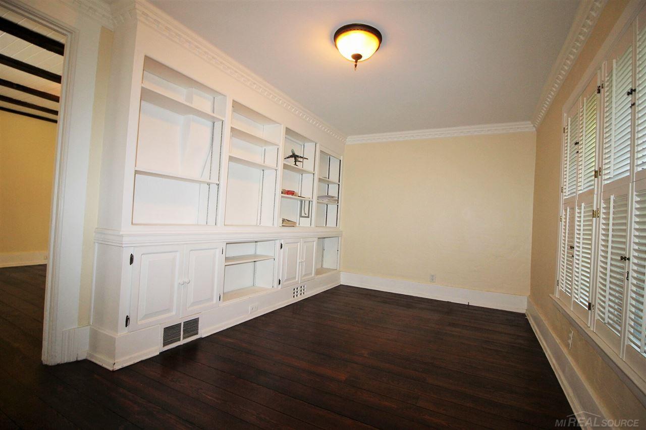 314 Reno Lane Grosse Pointe Farms, MI 48236 - Photo 8 of 29