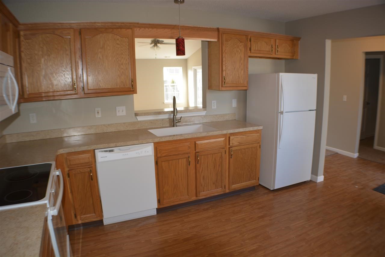 1057 Springwater Road Kokomo, IN 46902 - Photo 6 of 12