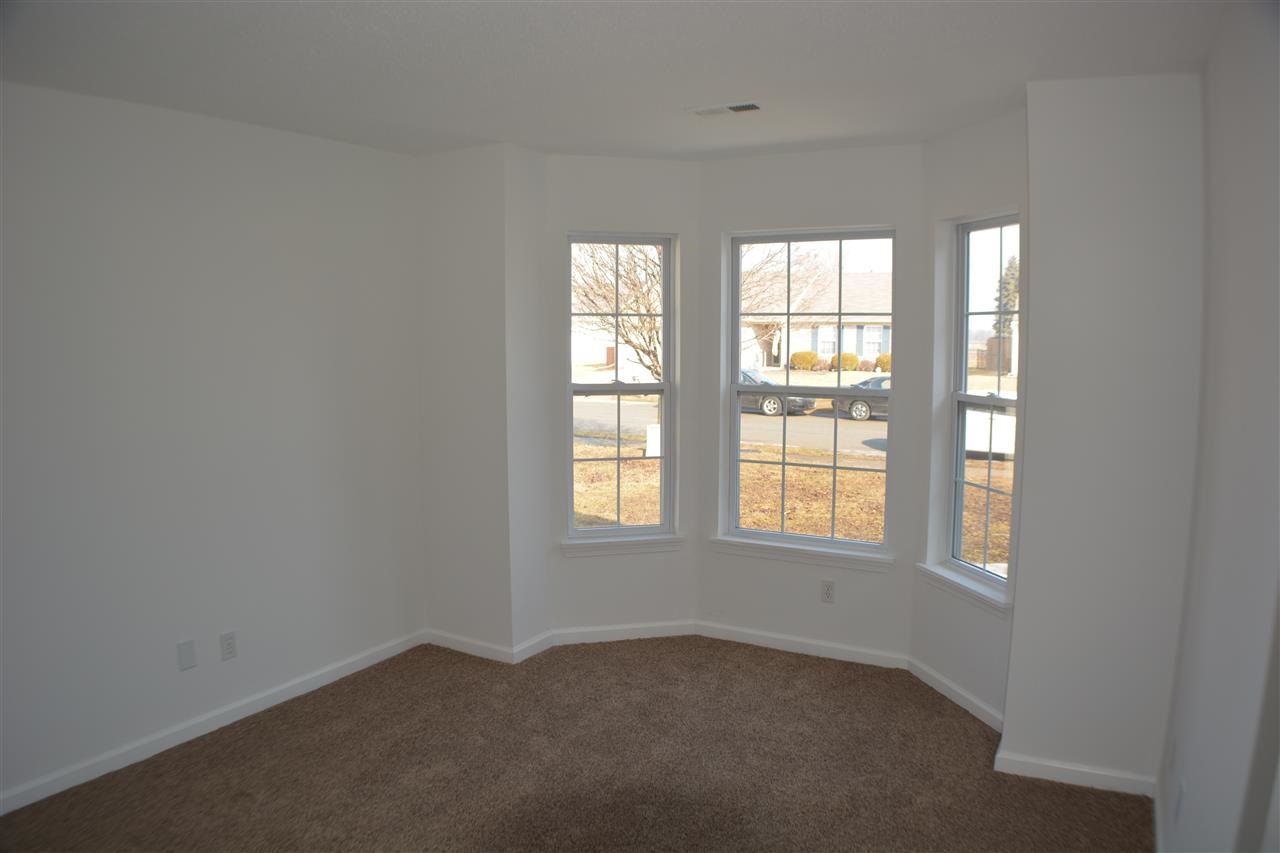1057 Springwater Road Kokomo, IN 46902 - Photo 10 of 12
