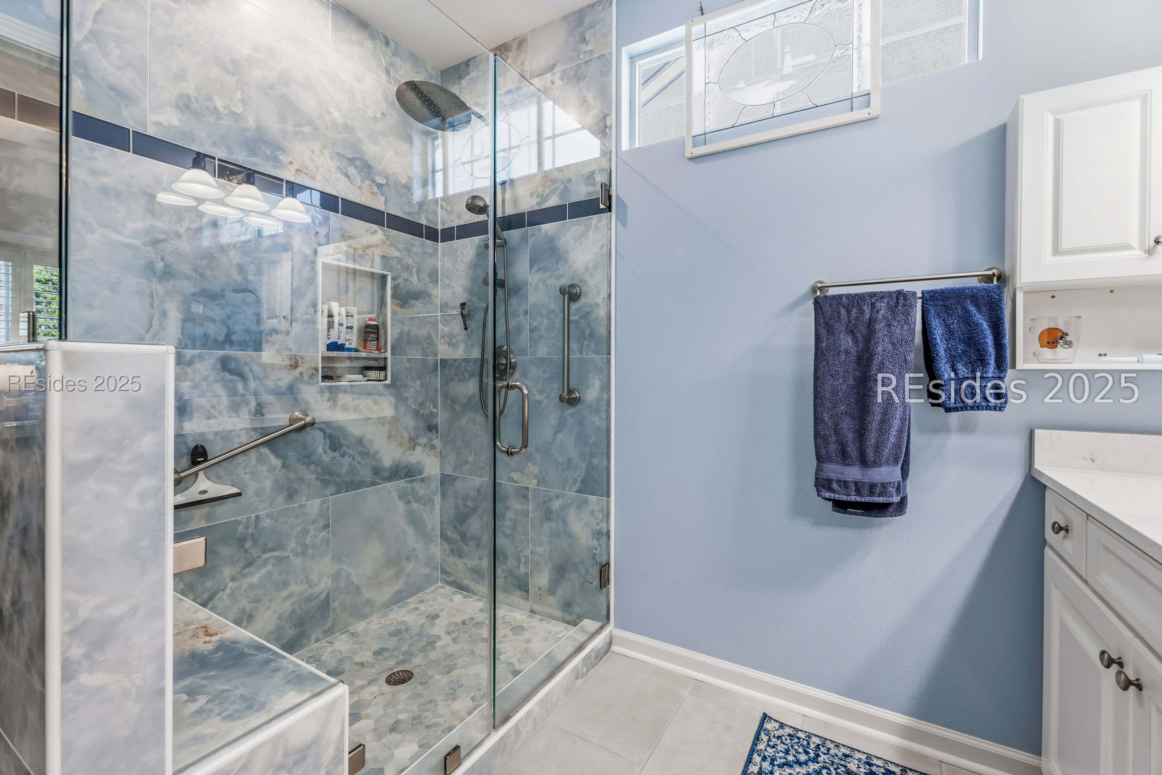 10 Fairforest Lane Bluffton, SC 29909 - Photo 25 of 46 Large fully tiled primary shower