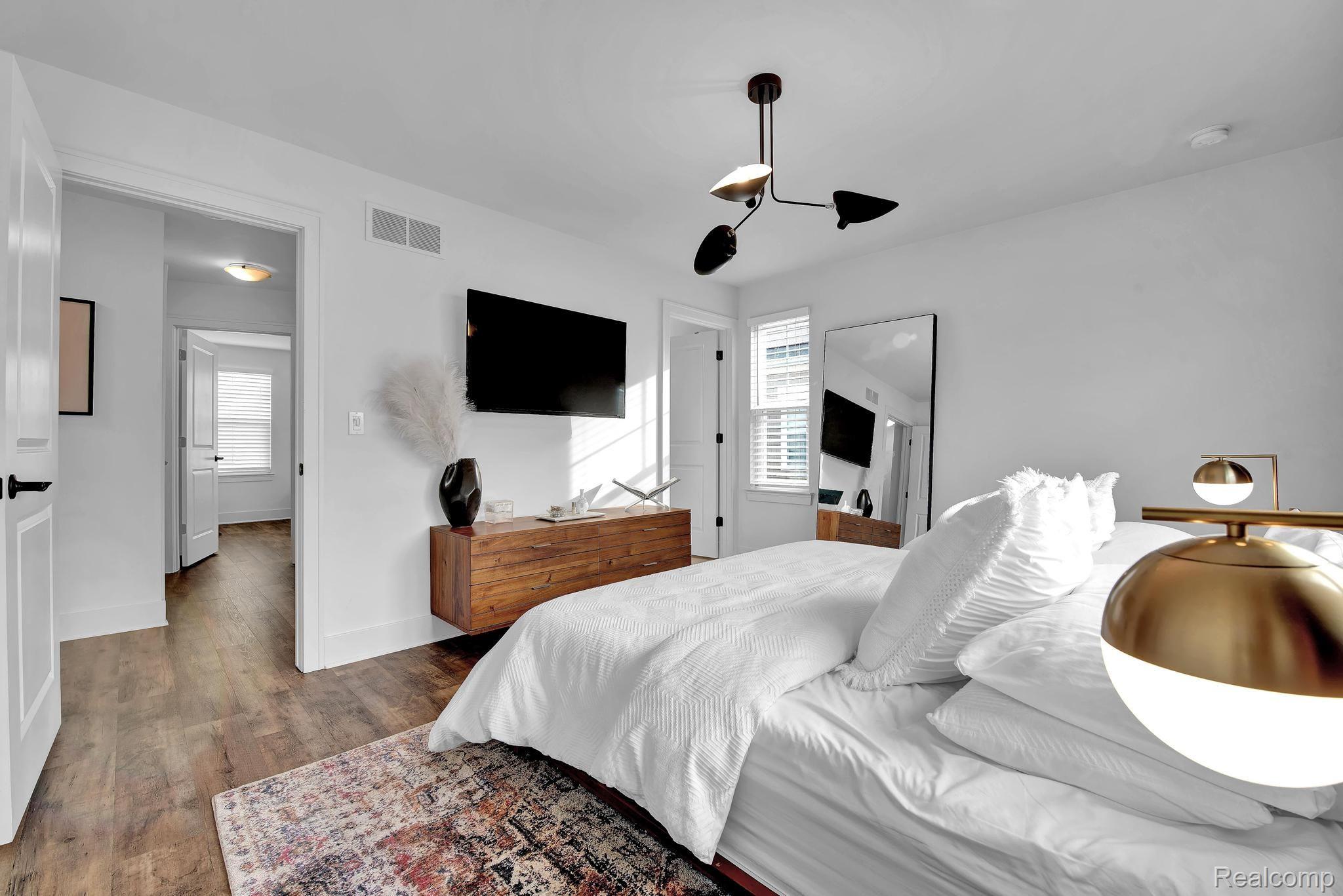 2500 Normandy Road, Unit 45 Royal Oak, MI 48073 - Photo 21 of 34 Gallery Image 21