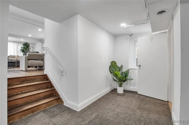 $529,000 | 243 Lehn Springs Drive, Amherst, NY 14221