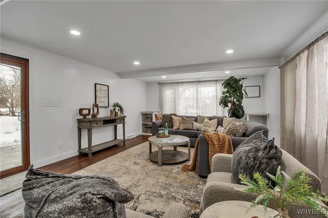 $529,000 | 243 Lehn Springs Drive, Amherst, NY 14221