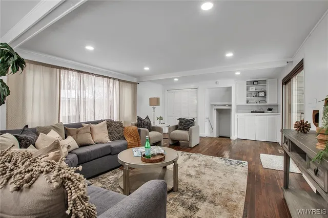 $529,000 | 243 Lehn Springs Drive, Amherst, NY 14221