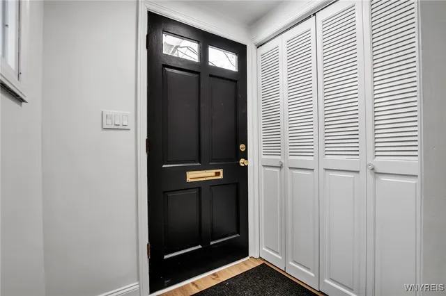 $529,000 | 243 Lehn Springs Drive, Amherst, NY 14221