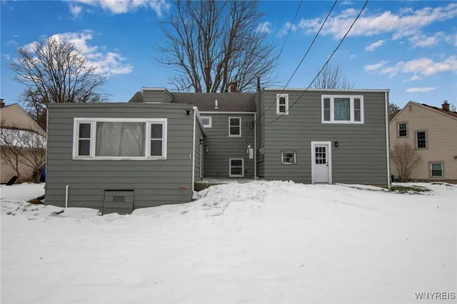 $529,000 | 243 Lehn Springs Drive, Amherst, NY 14221