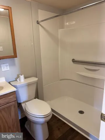 $1,200 | 356 Keneagy Hill Road, Unit 18, Ronks, PA 17572