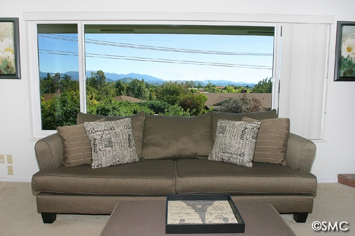 158 Orvil Way Fallbrook, CA 92028 - Photo 4 of 19 Gallery Image 4