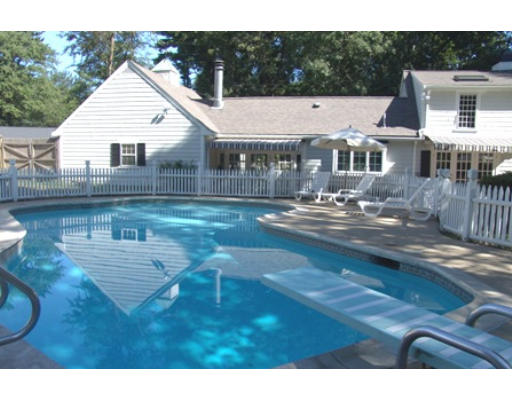 13 Brewster Road Hingham, MA 02043 - Photo 14 of 16 Gallery Image 14