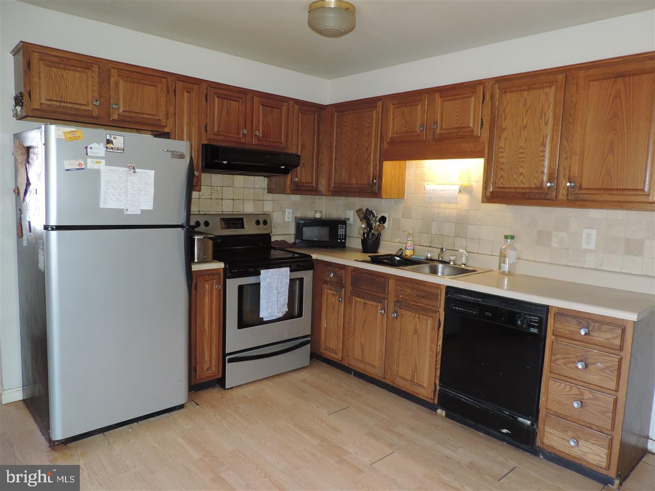 2351 Meeting House Road Spring Grove, PA 17362 - Photo 6 of 27