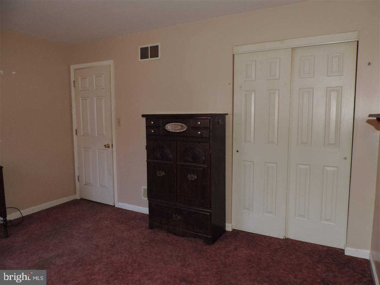 2351 Meeting House Road Spring Grove, PA 17362 - Photo 10 of 27