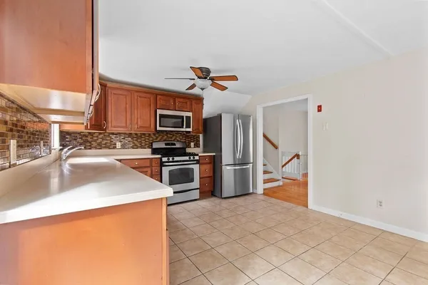 $584,900 | 2 Boulton Street, Carver, MA 02330