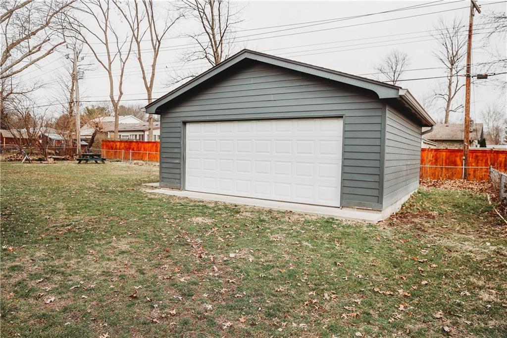 324 Griffin Road Indianapolis, IN 46227 - Photo 23 of 24 Gallery Image 23