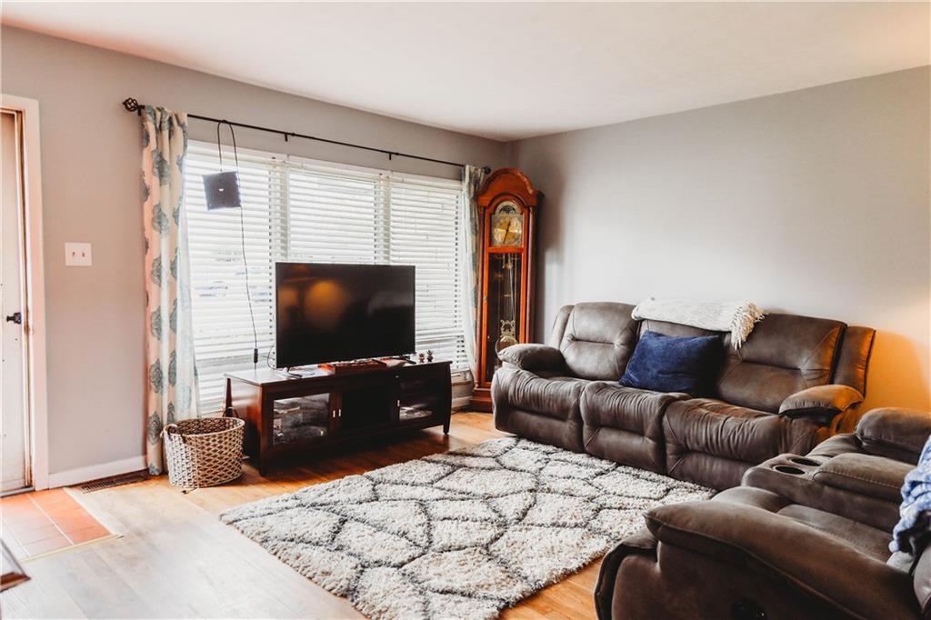 324 Griffin Road Indianapolis, IN 46227 - Photo 7 of 24 Gallery Image 7
