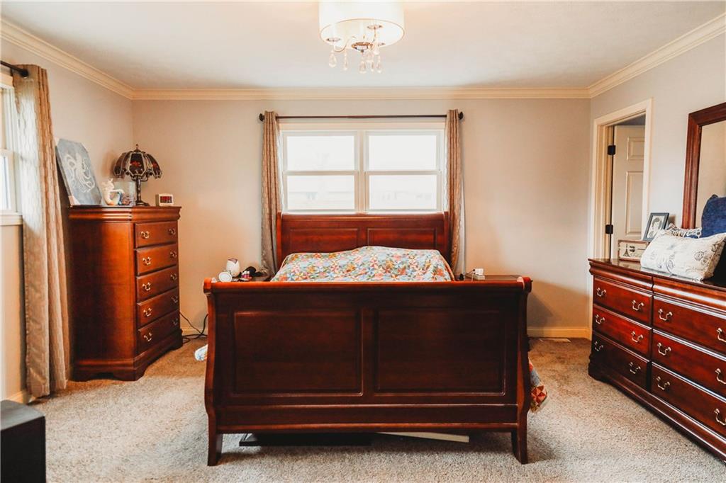 324 Griffin Road Indianapolis, IN 46227 - Photo 8 of 24 Gallery Image 8