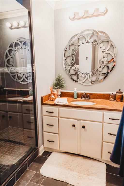 324 Griffin Road Indianapolis, IN 46227 - Photo 10 of 24 Gallery Image 10