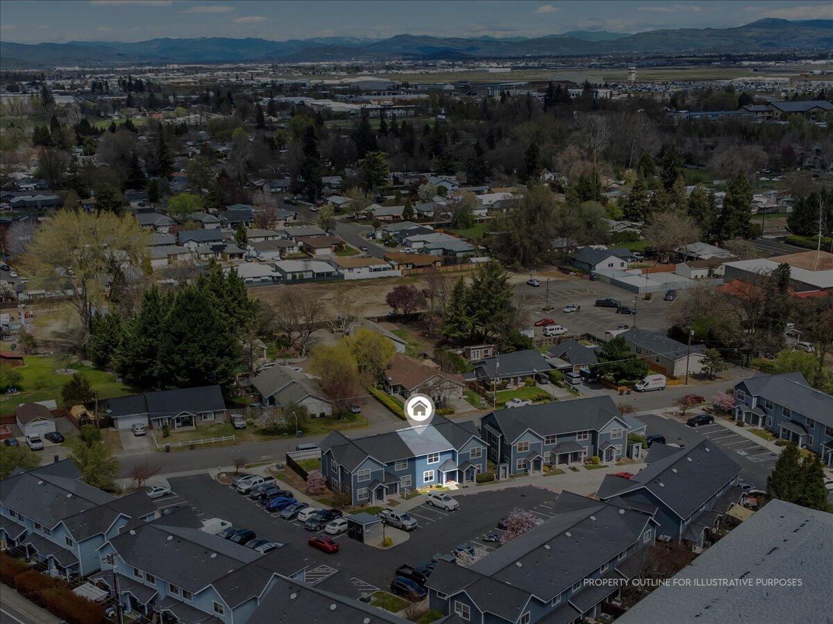450 Midway Road, Unit 25 Medford, OR 97501 - Photo 18 of 24 18-450 Midway Rd Unit 25-19