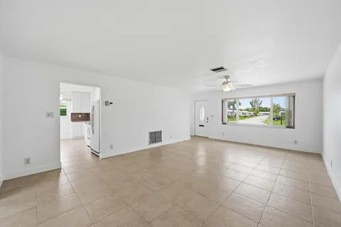 $389,000 | 1316 Southwest 23rd Street, Boynton Beach, FL 33426