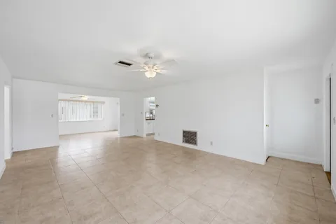 $389,000 | 1316 Southwest 23rd Street, Boynton Beach, FL 33426