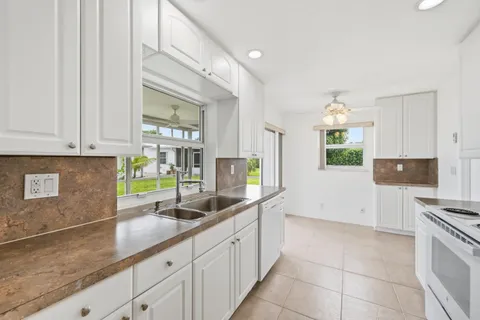 $389,000 | 1316 Southwest 23rd Street, Boynton Beach, FL 33426