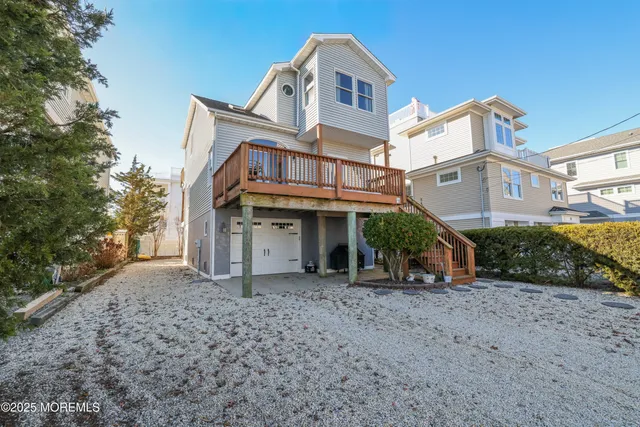 $1,599,000 | 18 16th Street, Beach Haven, NJ 08008