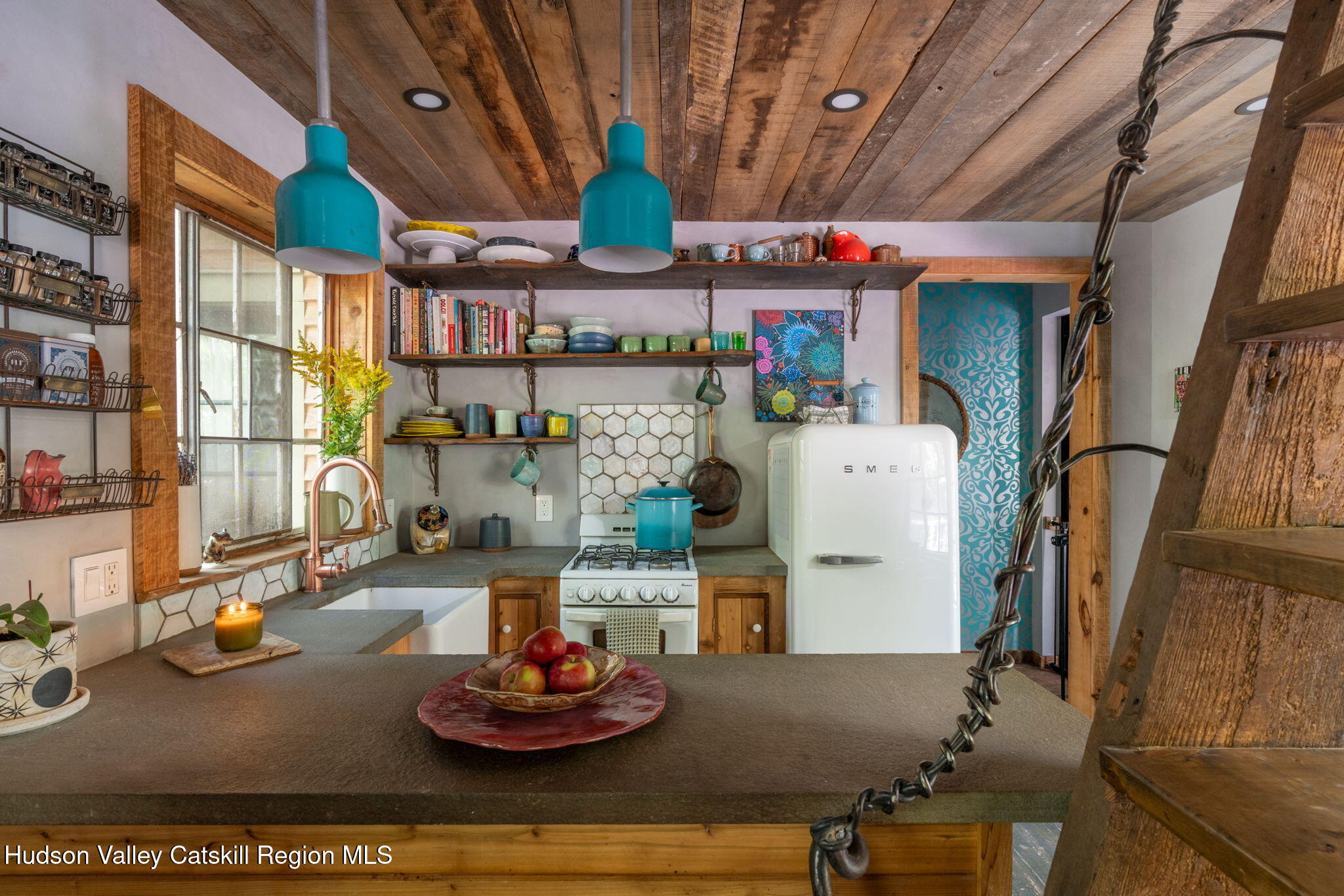 36 Cross Patch Road Willow, NY 12495 - Photo 7 of 32 a room with furniture and a large window